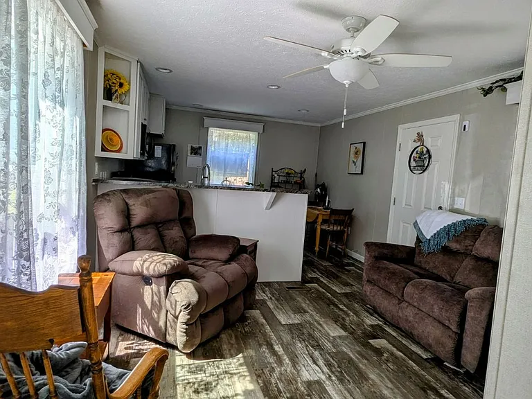 71 Norton Ridge Rd #B — Photo 5