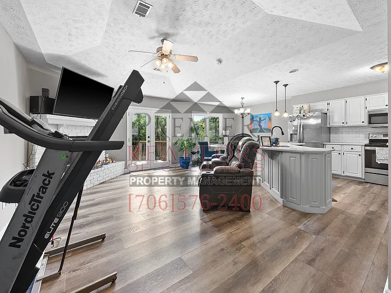 3828 Anglin Ct — Photo 24