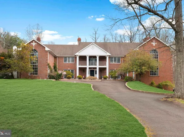 1390 Old Jacksonville Rd, Ivyland, PA 18974