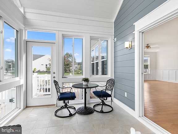 4th image of 32351 Preserve Dr #327