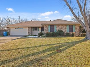 514 Meadowbrook St, Lake Dallas, TX 75065