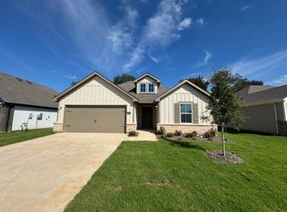 6024 Freedom Dr, Lindale, TX 75771