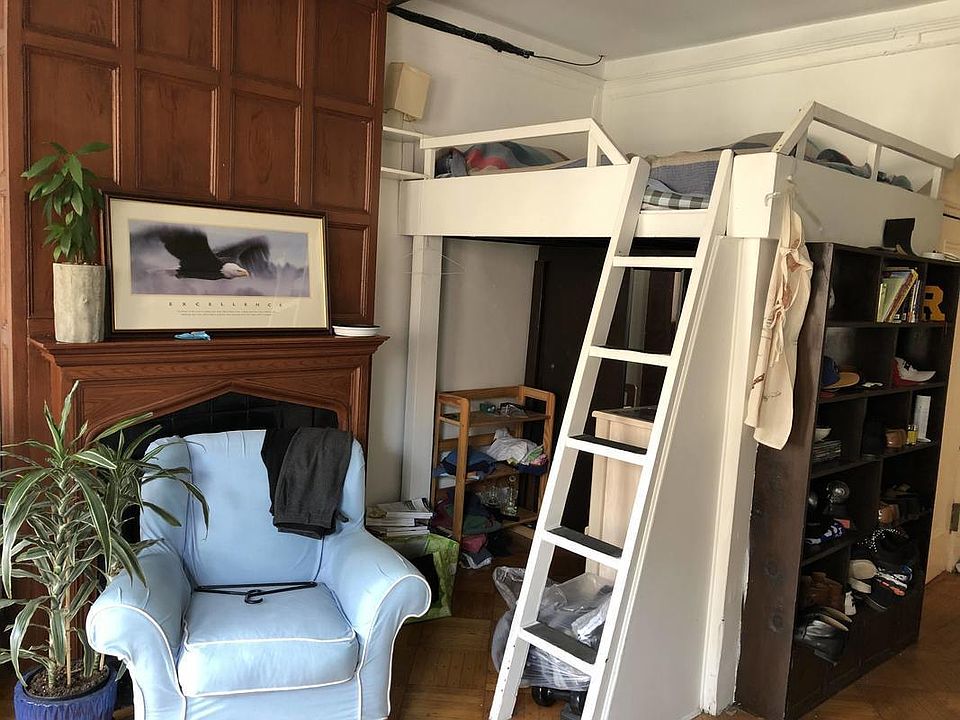 1st image of 34 Montgomery Pl APT 2A