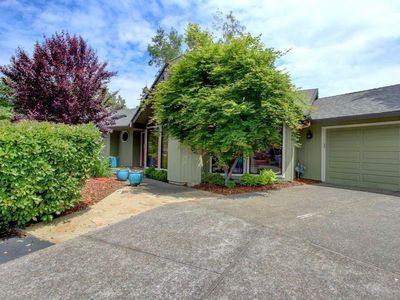 3147 Arnold Palmer Way, Medford, OR, 97504