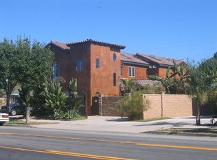 870 W 19th St, Costa Mesa, CA 92627