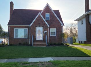 857 E 236th St, Euclid, OH 44123