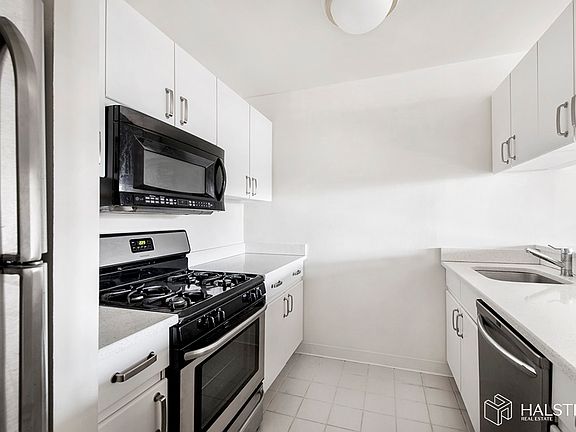 4th image of 112-01 Queens Blvd #4K