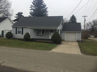 123 Hazel Dr S, Gnadenhutten, OH