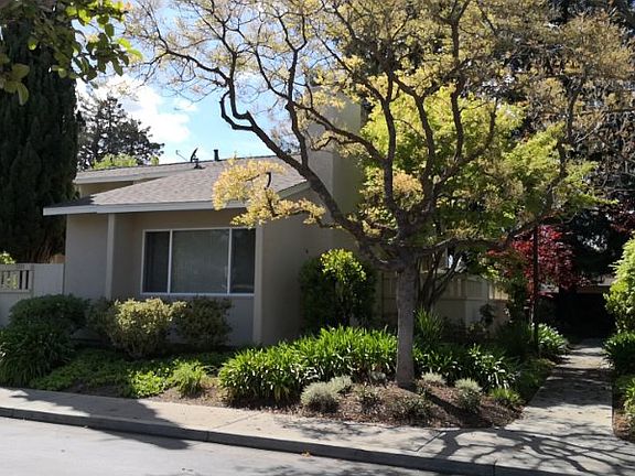 2nd image of 1211 Crescent Ter