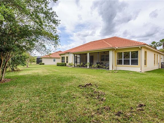 4th image of 1113 Rockwell Way