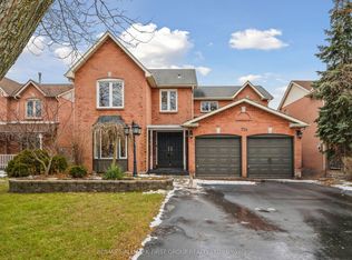 724 Barnes Cres, Oshawa, ON L1J 8K1