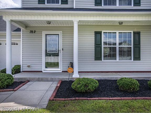 3rd image of 382 Collinwood Dr