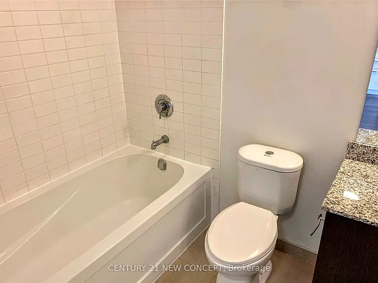 88 Sheppard Ave E #1111 — Photo 7