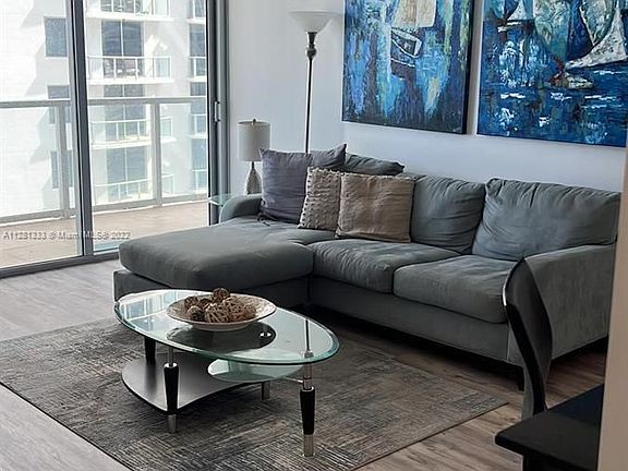 4th image of 1050 Brickell Ave APT 1910