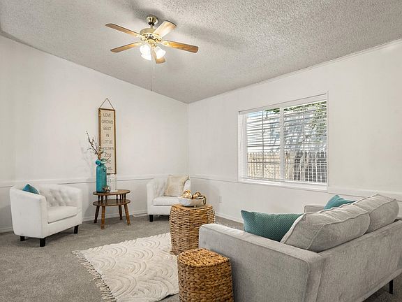 4th image of 258 Red Cliffs Dr