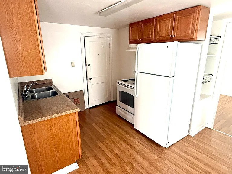 12 S Carlisle St #301 — Photo 8