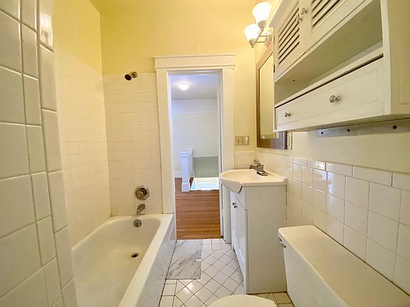 5th image of 5305 California St