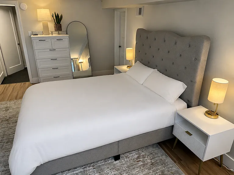 3rd bedroom (lower level)