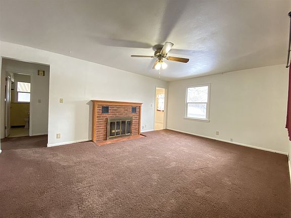 3rd image of 3804 W Olympic Ave