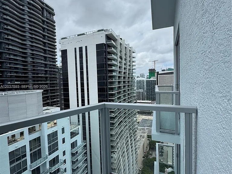 1060 Brickell Ave #4115 — Photo 7
