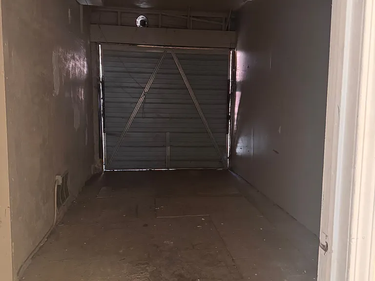 527 N Fresno St #105 — Photo 12