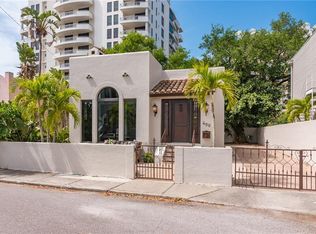 400 Burns Ct, Sarasota, FL 34236