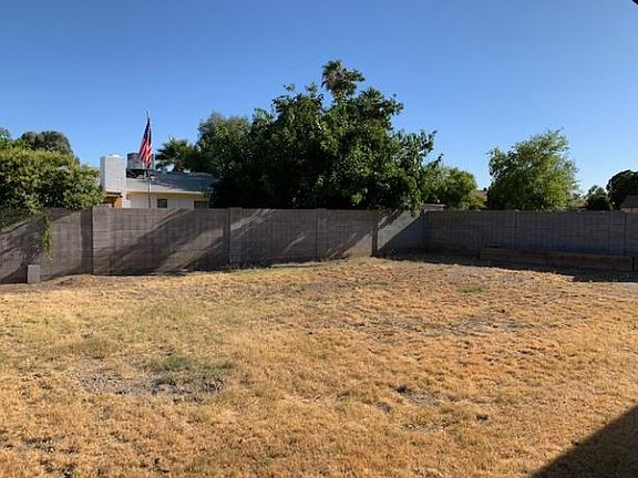 4th image of 5221 W Altadena Ave