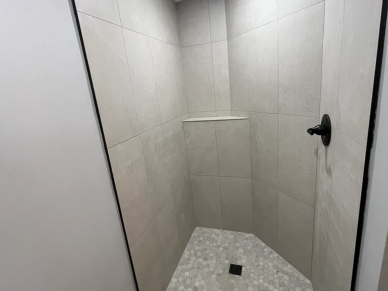 413 Wyoming St E — Photo 10