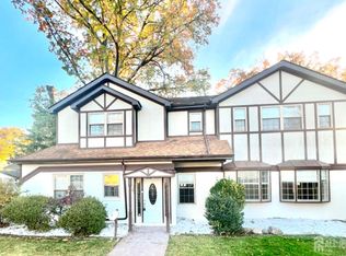 160 Auth Ave, Iselin, NJ 08830