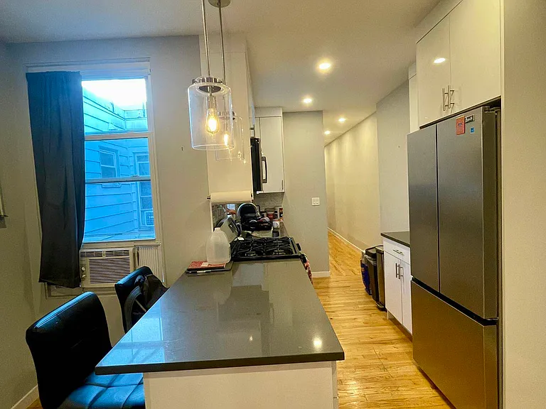 22-70 41st St #2R — Photo 5