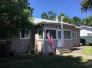 202 S Shasta Ave, Eagle Pt, OR 97524