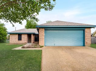 796 Beverly Dr, Terrell, TX 75160