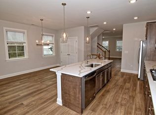 444 Clementine Dr, Cary, NC 27519