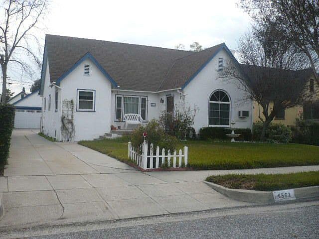 Courtesy of Park Place GMAC Real Estate