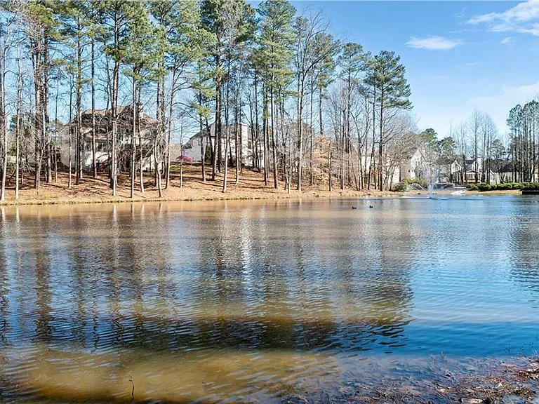 3010 Lakeside Ct — Photo 22