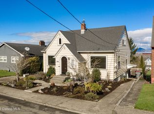 3326 Harrison Ave, Astoria, OR 97103