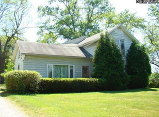 336 Claridon Rd, Chardon, OH 44024