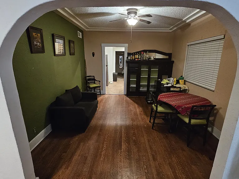 2808 Grant Ave — Photo 5