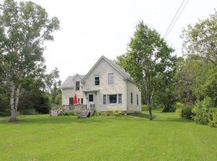 371 S Lubec Rd, Lubec, ME 04652