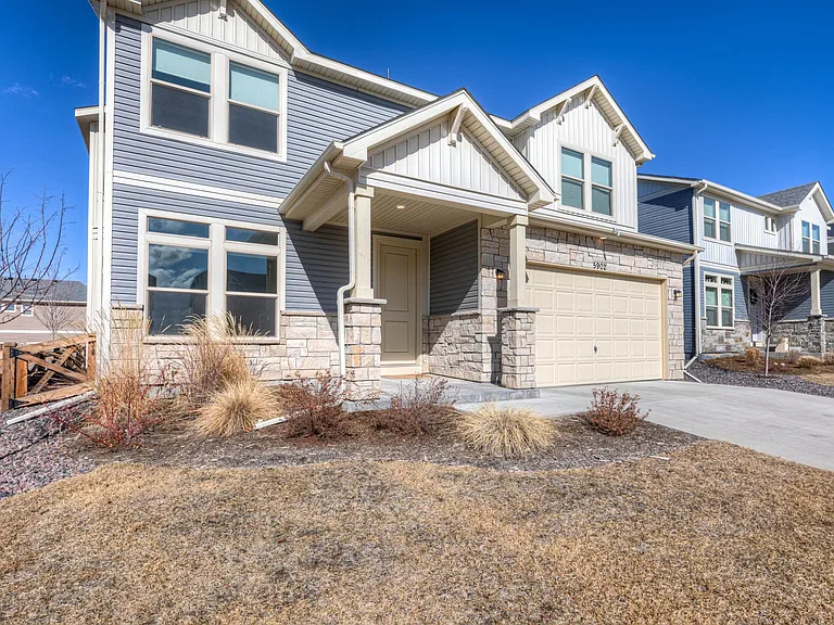 5902 Carrick Ln — Photo 2