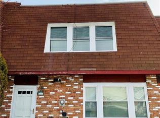 23 Greenway Ter, Middletown, NY 10941