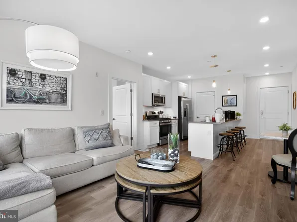 1148 N 2nd Street North 4e, Philadelphia, PA 19123