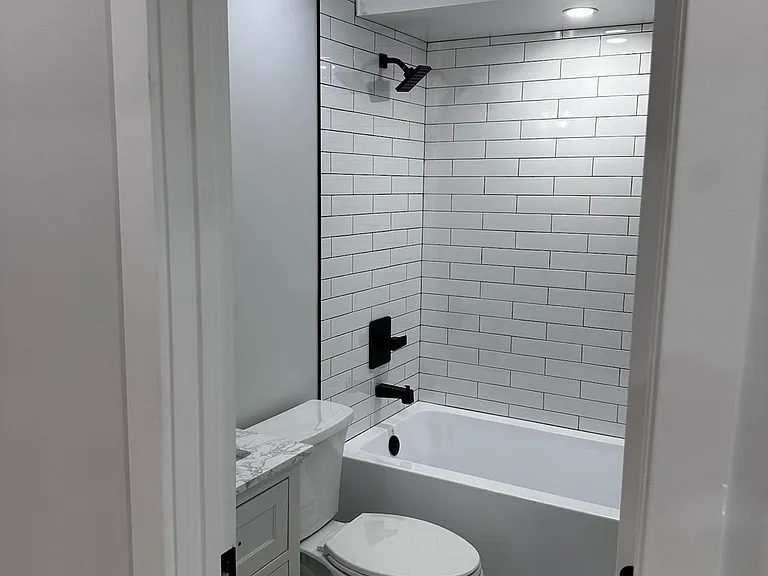 7506 Wellesley Dr — Photo 12