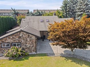 1752 Cedar Pl, Kent, BC V0M 1A2