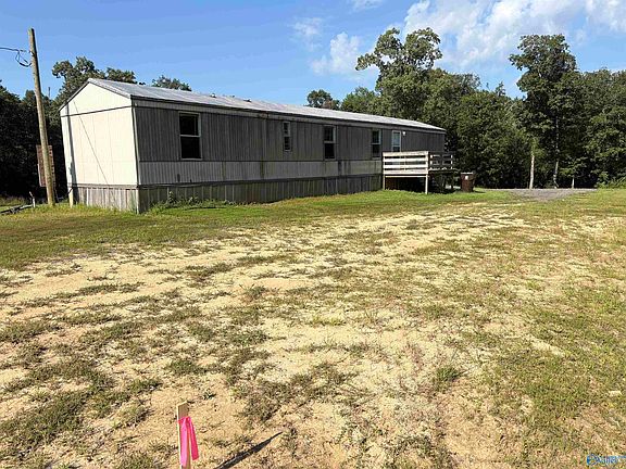 2nd image of 1161 County Road 118