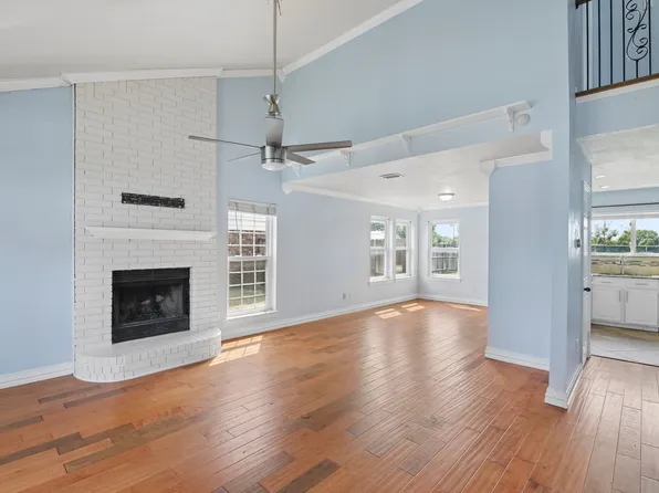 1125 Concord Dr, Mansfield, TX 76063