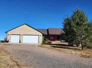 2542 Falling Star Loop, Cheyenne, WY 82009