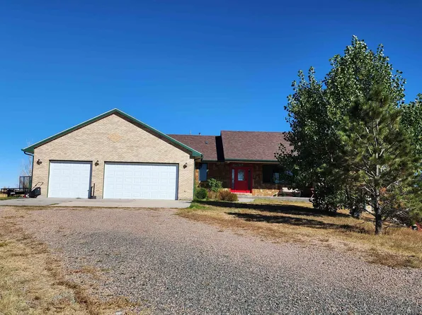 2542 Falling Star Loop, Cheyenne, WY 82009