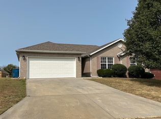 5711 S Shiloh Battle Ct, Battlefield, MO 65619