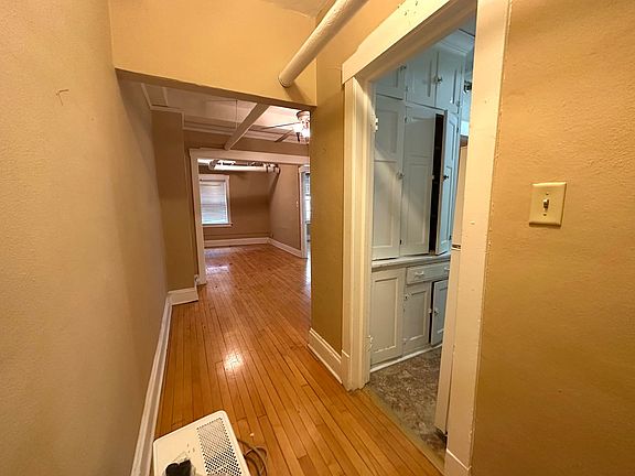 2nd image of 913 E Juneau Ave APT 1